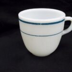 1987-032/002 - Mug