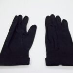 1987-044/016a-b - Glove