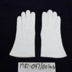 1987-047/001a-b - Glove