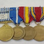 1988-049/001 - Medal
