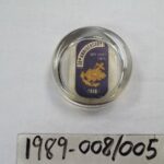 1989-008/005 - Paperweight