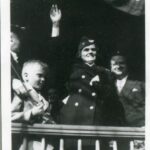 1993-010/007 - Photograph