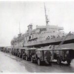 1999-007/008 - Photograph